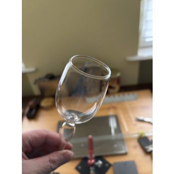 Üveg termékek egyedi elképzelés alapján